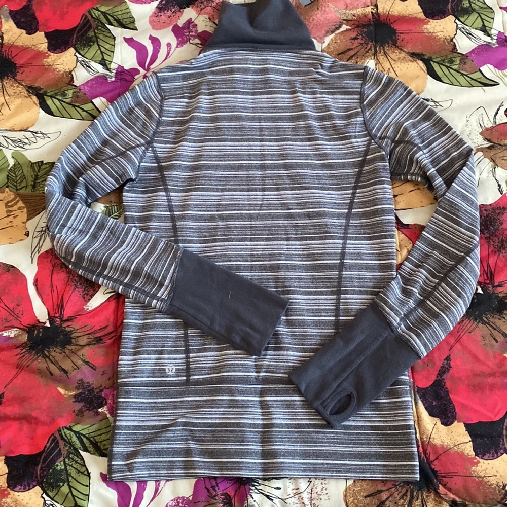 Lululemon In Stride Jacket - Picture 5 of 7